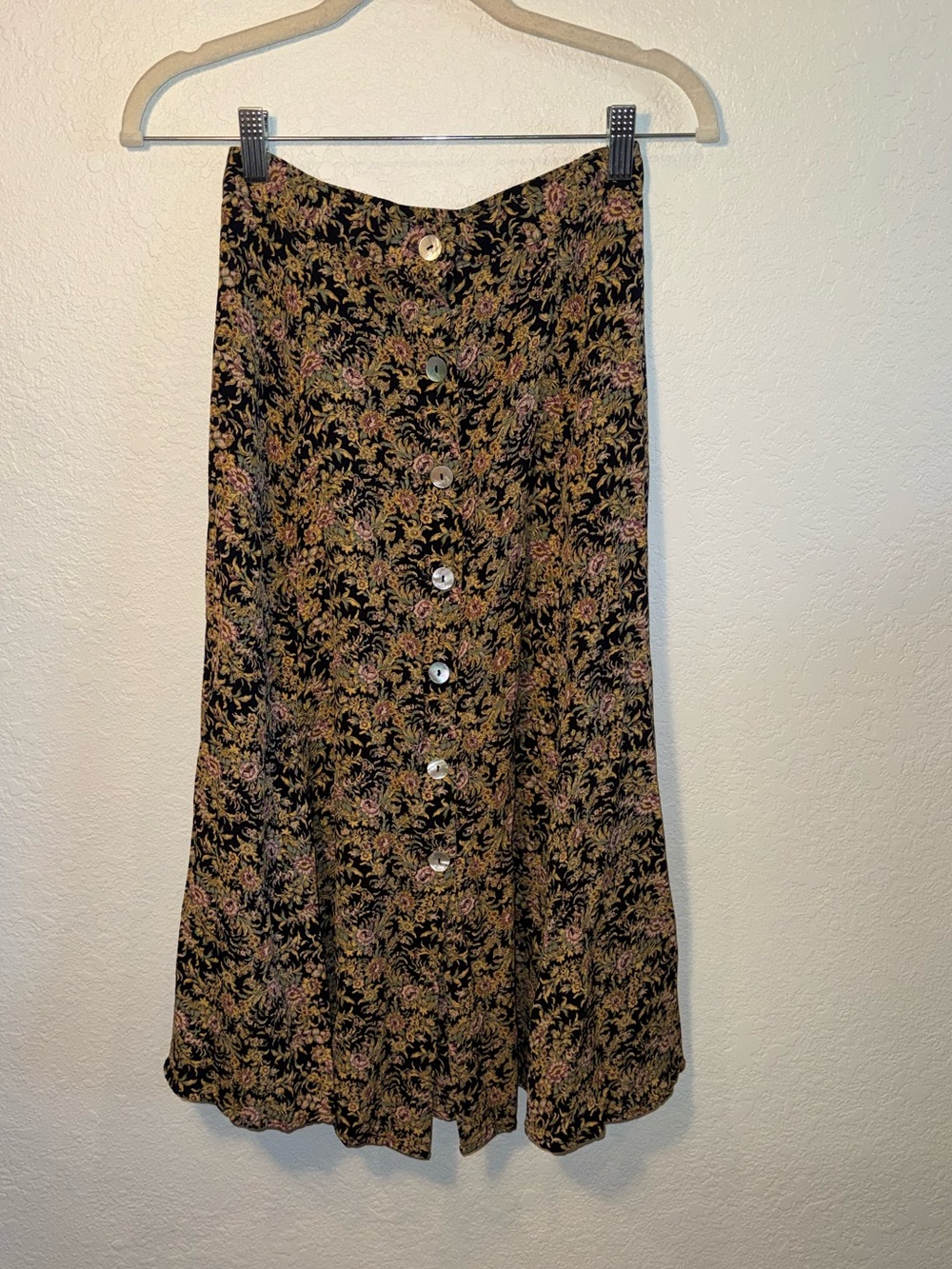 PRIVE NY Vintage ILGWU Floral Print Button Down Black Tan Midi Skirt Size 0/2